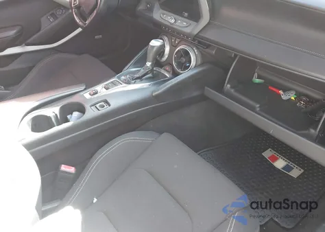 2017 Chevrolet Camaro 1Lt из США, поврежденный, VIN 1G1FB1RX8H0161761